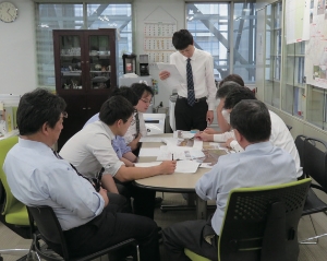 POINT 01 課題を紐解き、未来を描く
